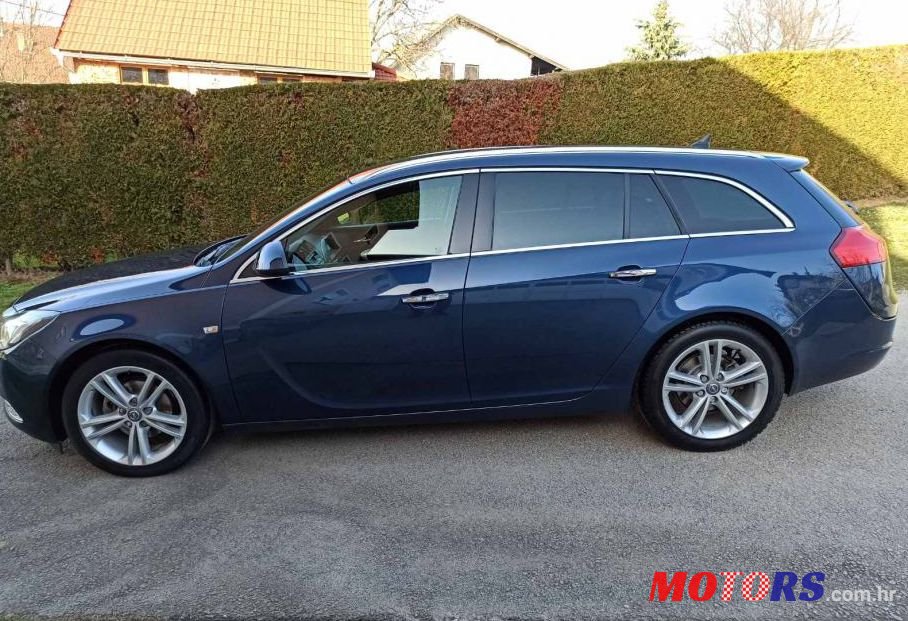2012' Opel Insignia Karavan 2,0 Cdti photo #1