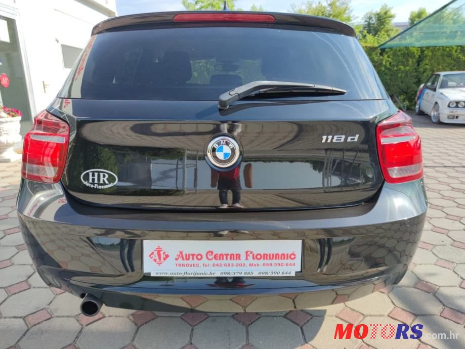 2012' BMW Serija 1 118D photo #6