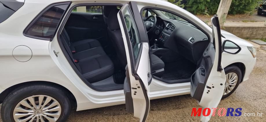 2013' Citroen C4 photo #5