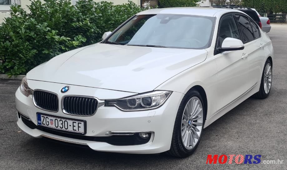 2012' BMW Serija 3 318D photo #1