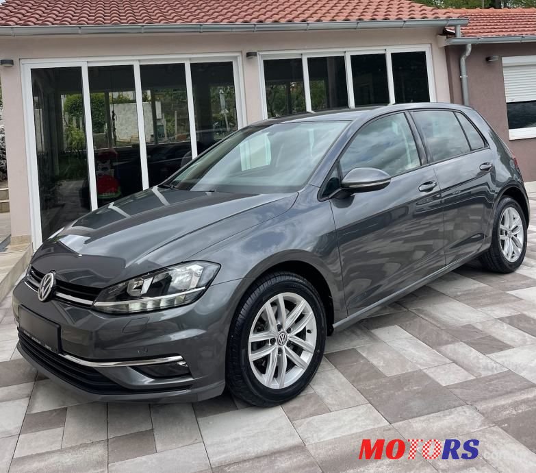 2017' Volkswagen Golf 7 1,6 Tdi Bmt photo #1