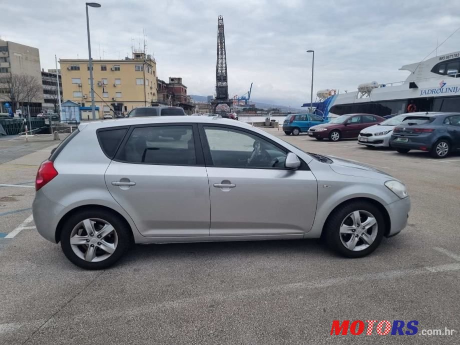2008' Kia Ceed 1,6 Ex Alu photo #1