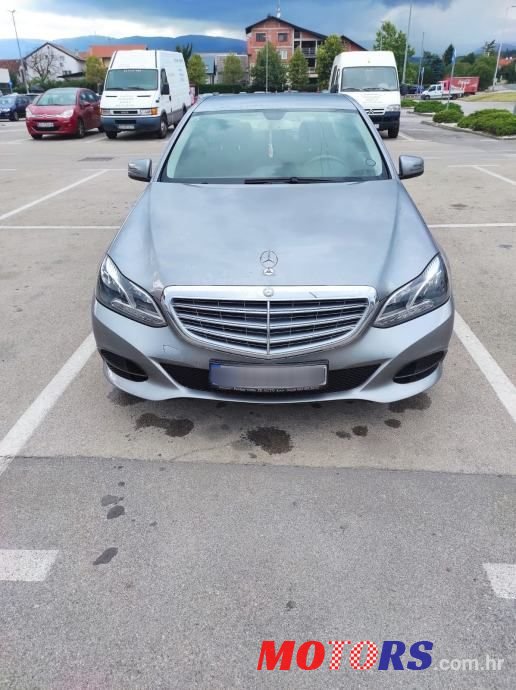 2013' Mercedes-Benz E-Klasa 200 photo #3