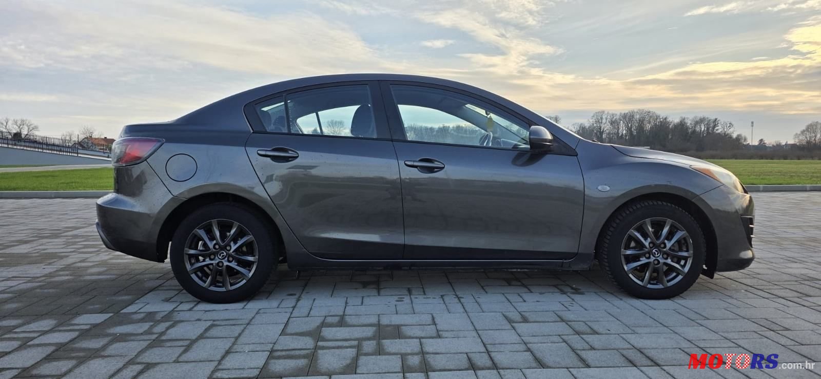 2010' Mazda 3 Cd110 Te photo #5