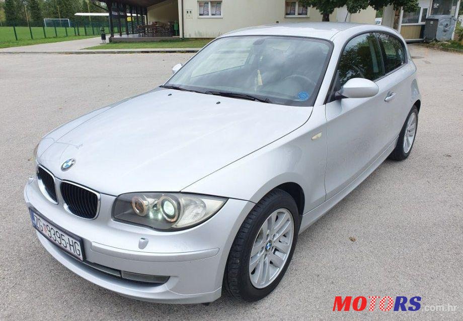 2009' BMW Serija 1 120D photo #1
