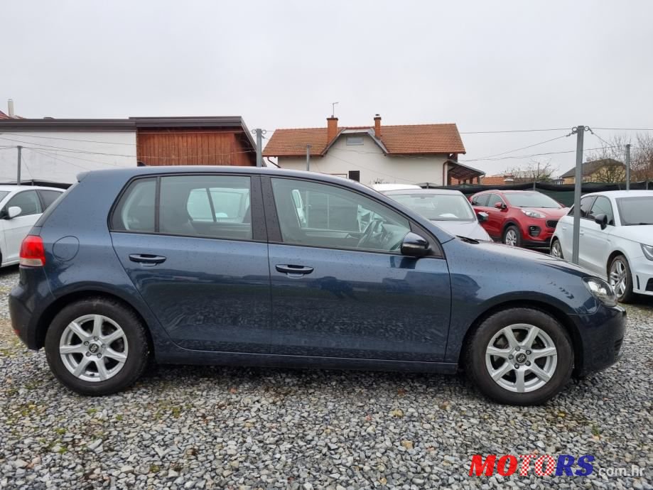 2010' Volkswagen Golf 6 1,6 Tdi photo #5