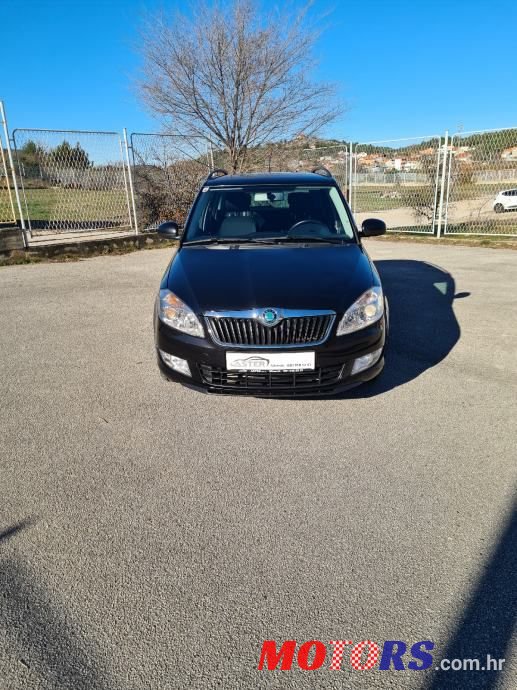 2012' Skoda Fabia Combi photo #3