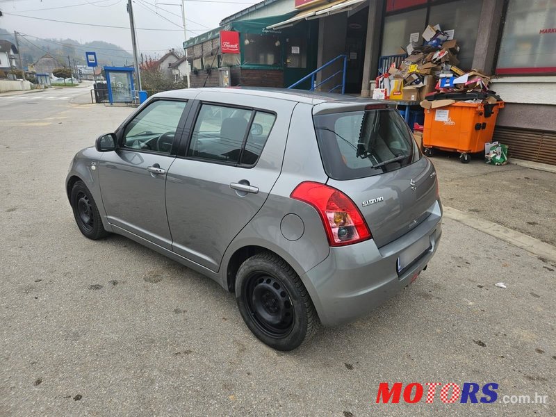 2010' Suzuki Swift 1,3 photo #6