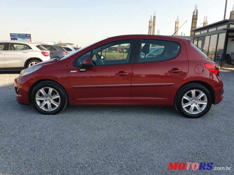 2010' Peugeot 207 1,4 Hdi photo #6