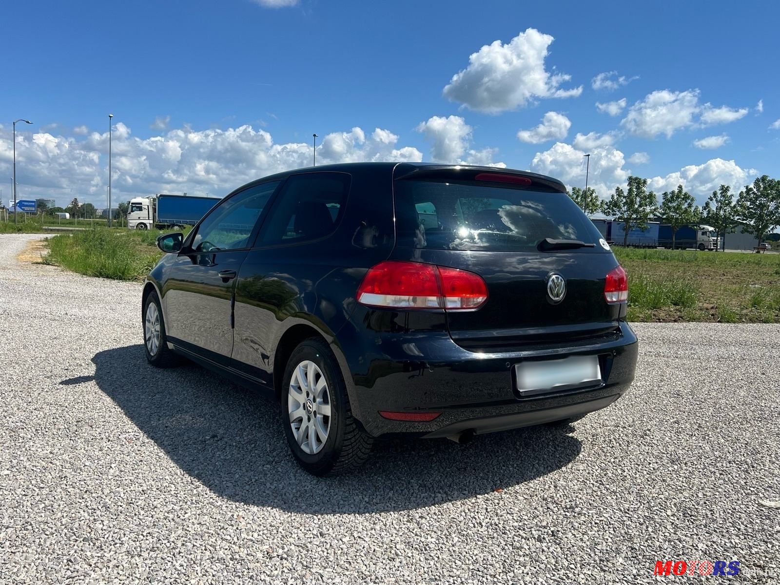 2010' Volkswagen Golf VI 1,6 Tdi photo #5