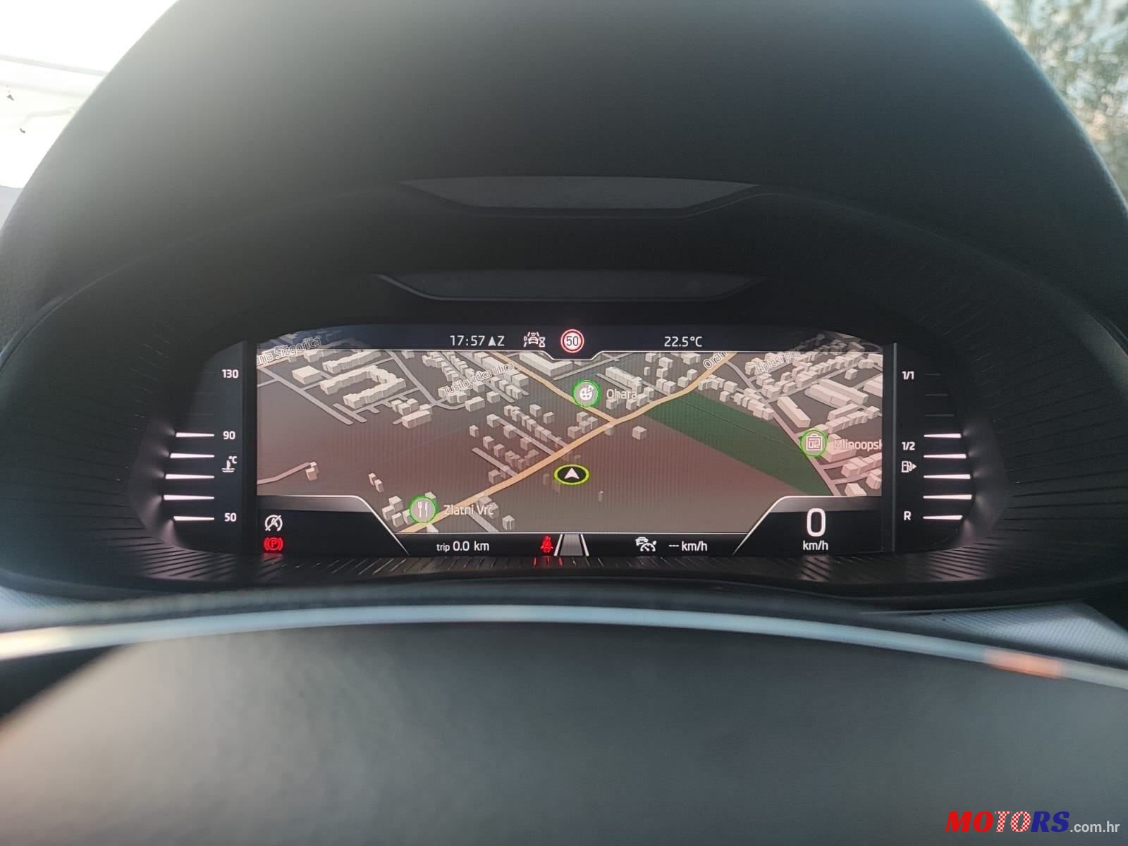 2021' Skoda Kamiq 1,0 Tsi photo #3