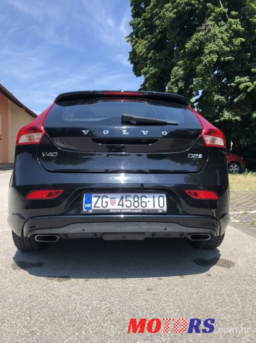 2017' Volvo V40 D2 photo #3