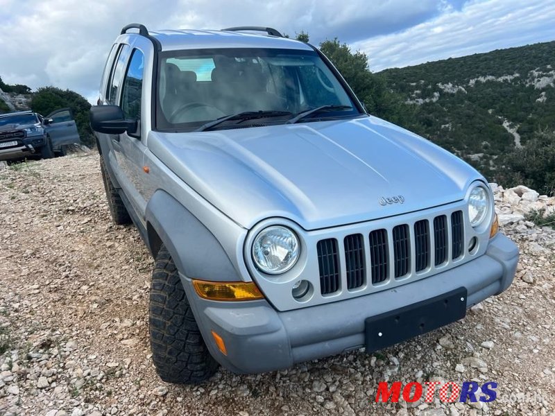 2005' Jeep Cherokee 2,8 Crd photo #1