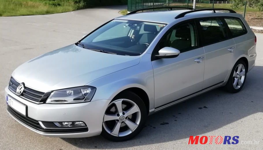 2011' Volkswagen Passat Variant 1,6 Tdi Bmt photo #1