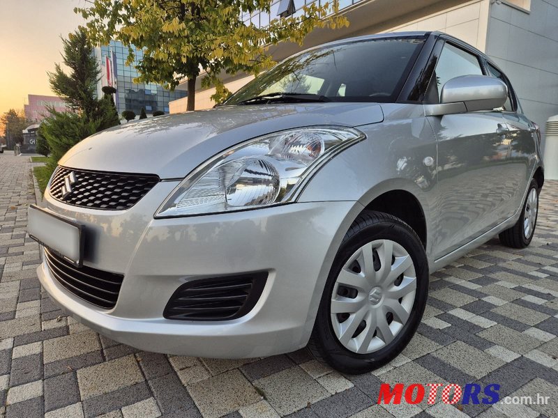 2012' Suzuki Swift 1,2 Se Ac photo #3