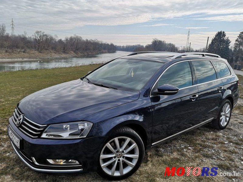 2012' Volkswagen Passat Variant 2,0 Tdi photo #1