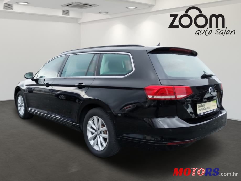 2016' Volkswagen Passat Variant photo #4