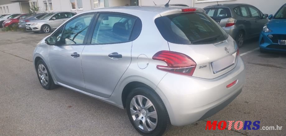 2015' Peugeot 208 1,6 Bluehdi photo #4