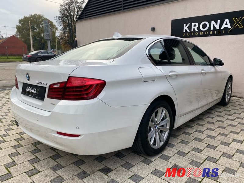 2016' BMW Serija 5 520D photo #4