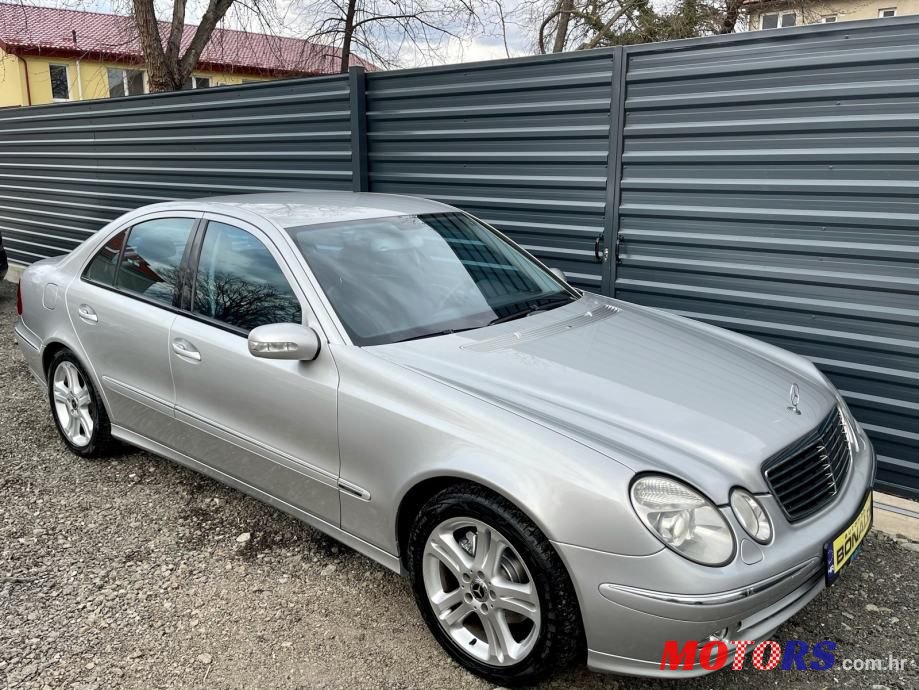 2002' Mercedes-Benz E-Klasa 270 Cdi photo #1