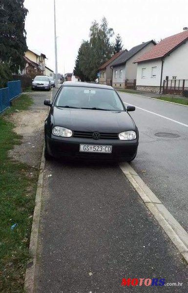 2002' Volkswagen Golf IV 1,9 Tdi photo #2