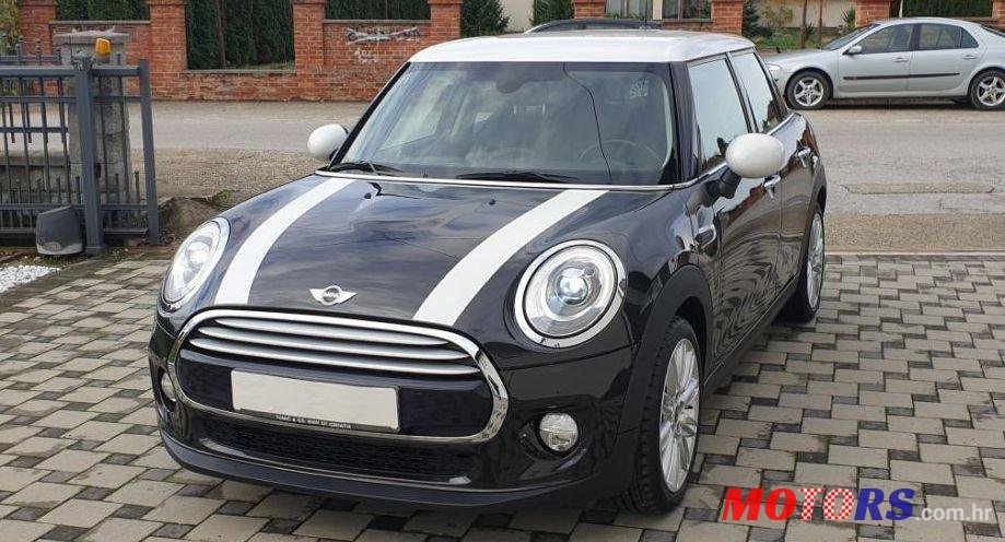 2014' MINI Cooper Cooper D photo #1