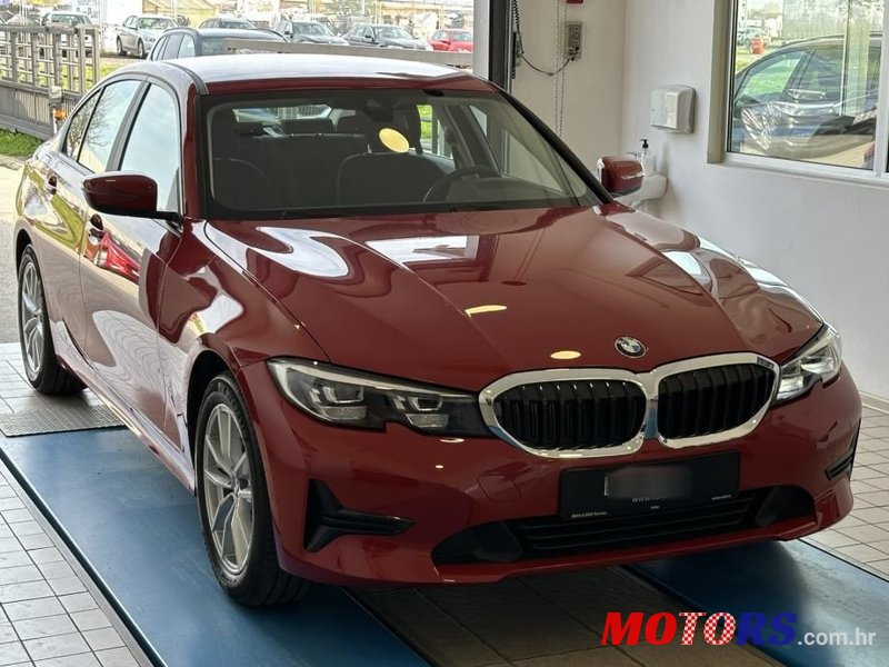 2022' BMW Serija 3 318I photo #1