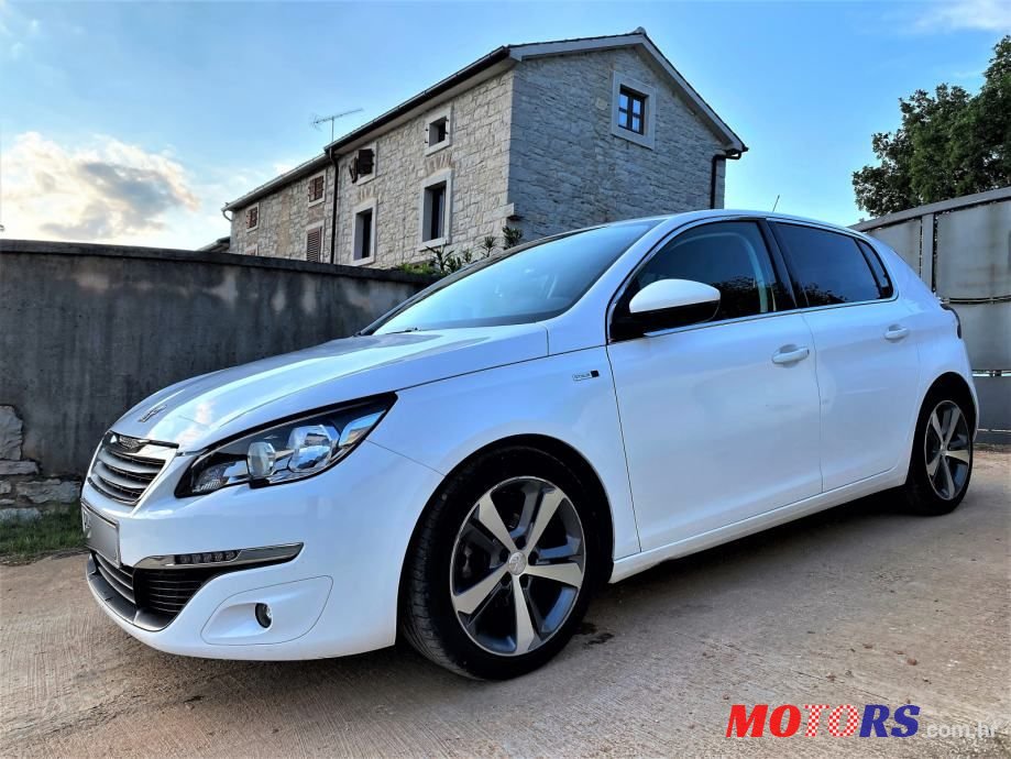 2015' Peugeot 308 1,6 Bluehdi photo #2