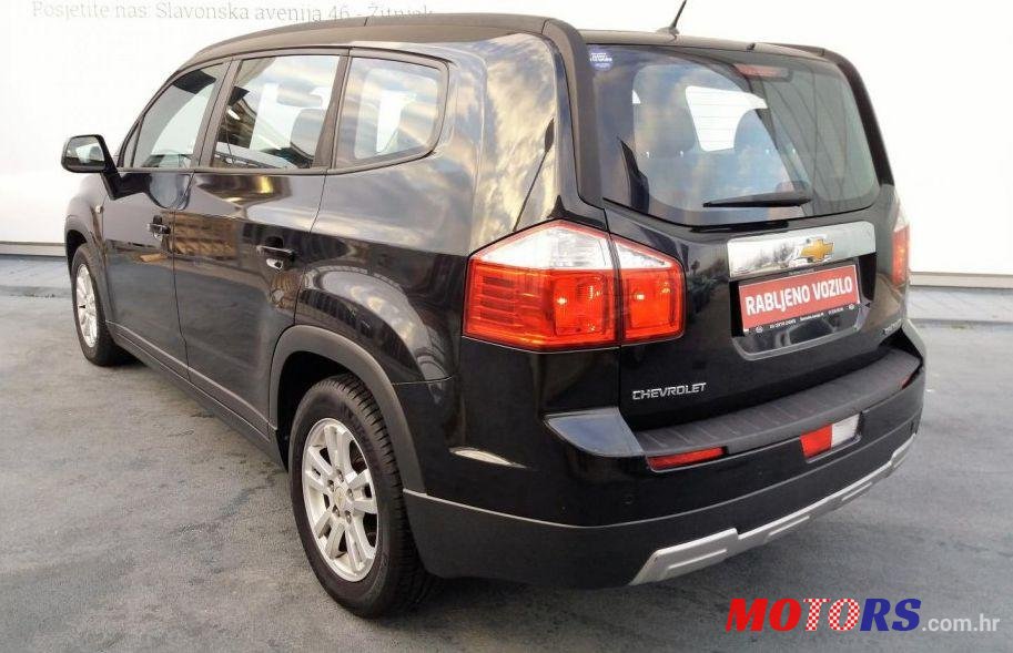 2011' Chevrolet Orlando photo #2