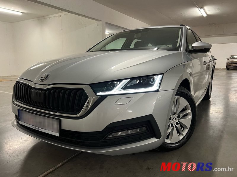 2020' Skoda Octavia Combi photo #1