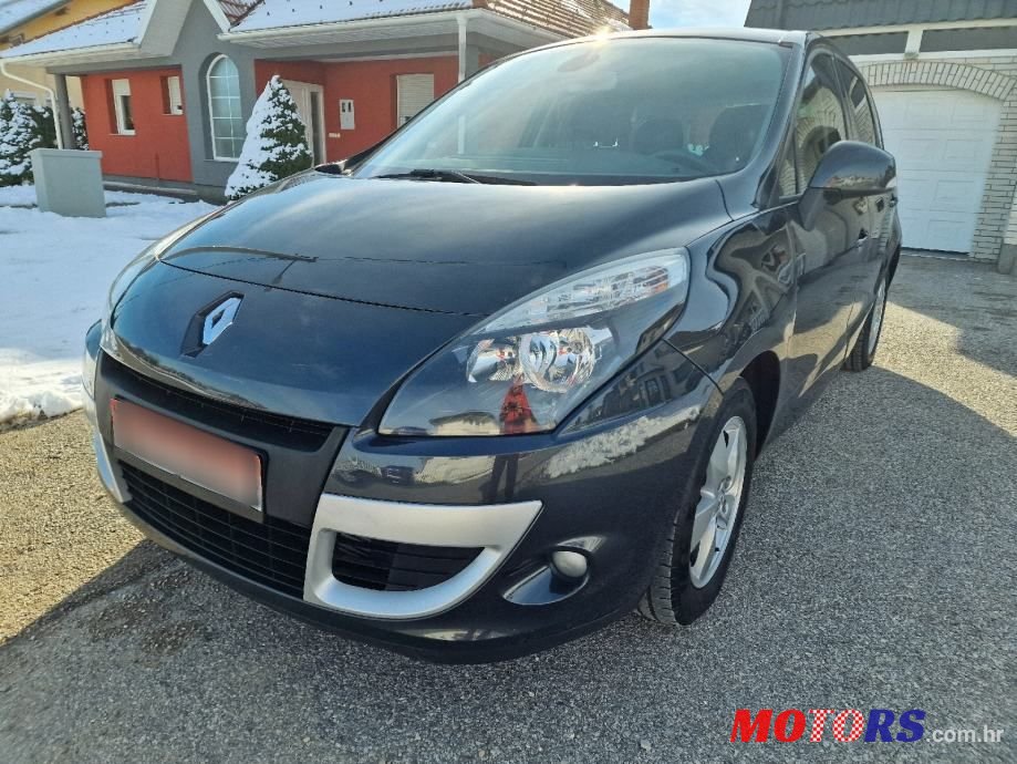 2010' Renault Scenic 1,5 Dci photo #1