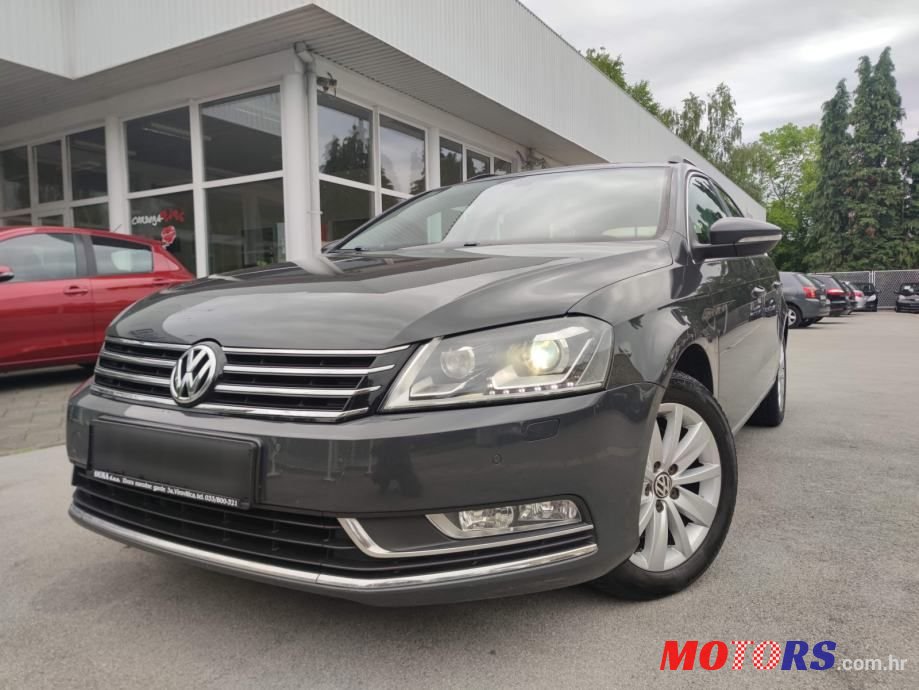 2012' Volkswagen Passat Variant photo #4