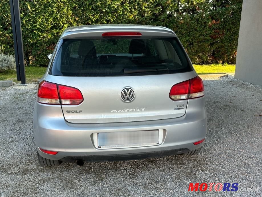 2010' Volkswagen Golf VI 1,6 Tdi photo #3
