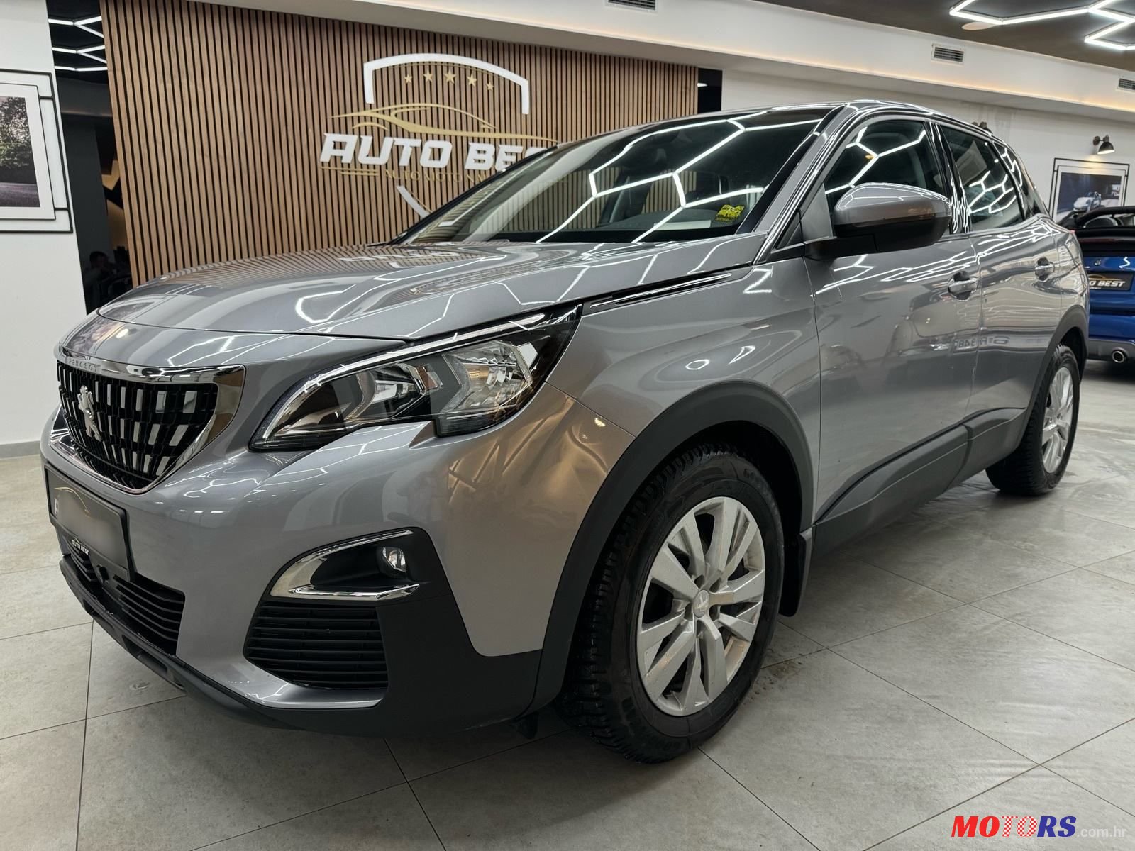 2020' Peugeot 3008 1,5 Bluehdi photo #1