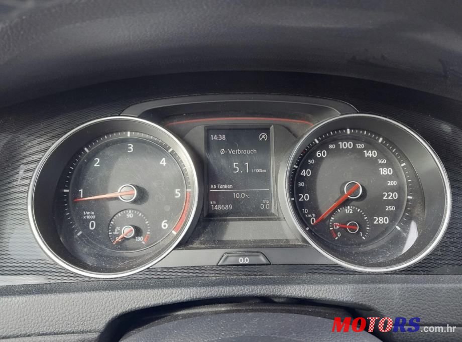 2013' Volkswagen Golf VII 2.0 Gtd photo #4