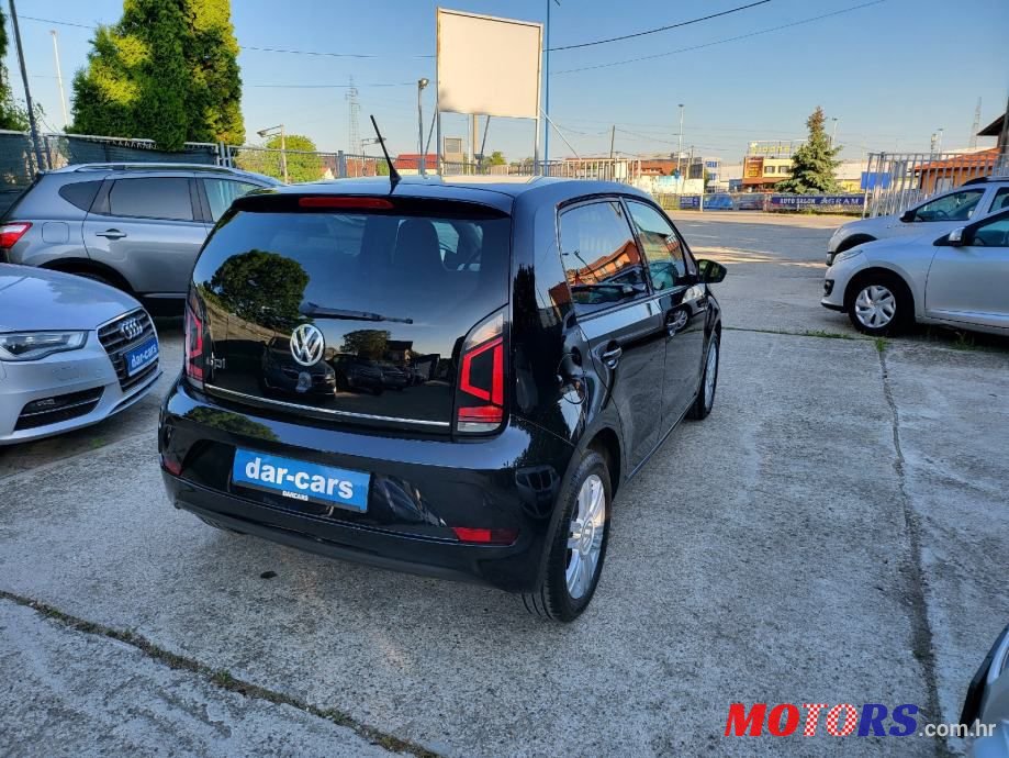2017' Volkswagen Up 1,0 photo #5