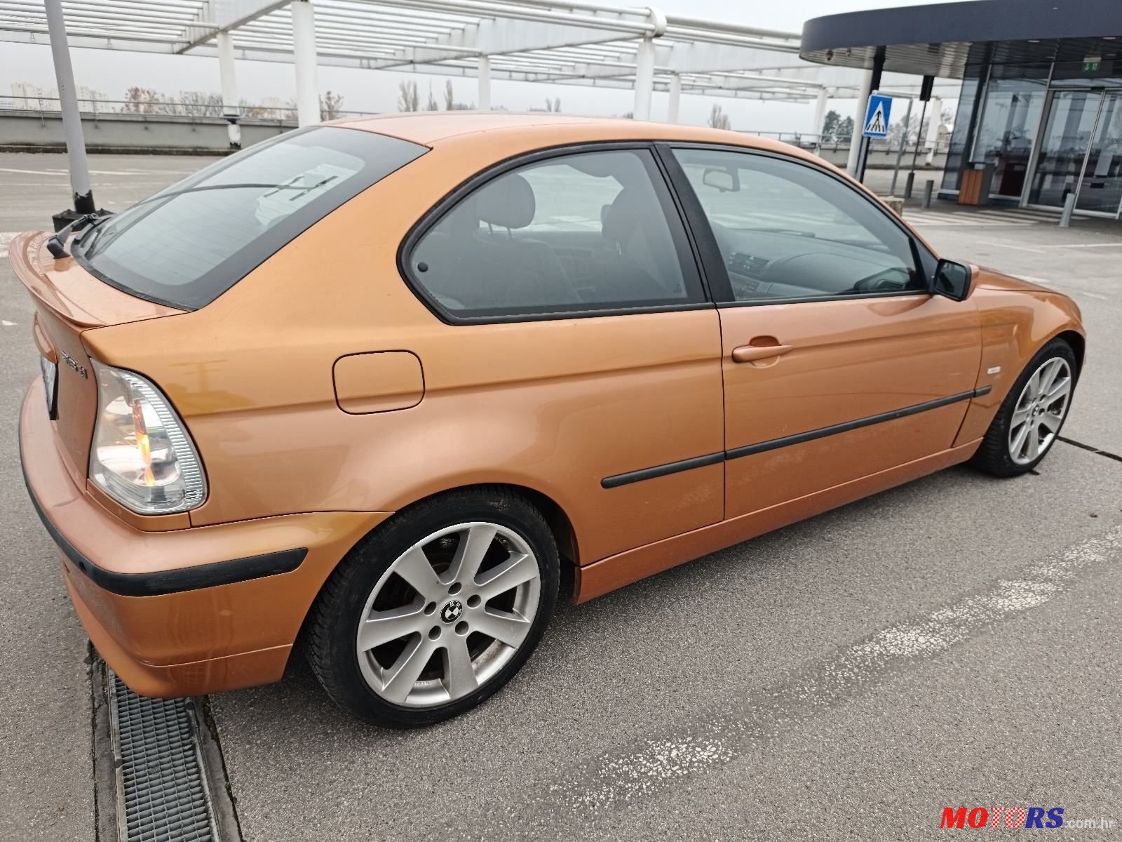 2002' BMW Serija 3 316Ti photo #4