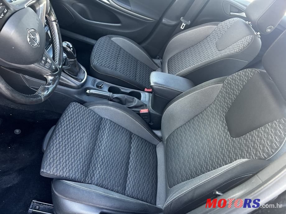 2020' Opel Astra Karavan photo #4