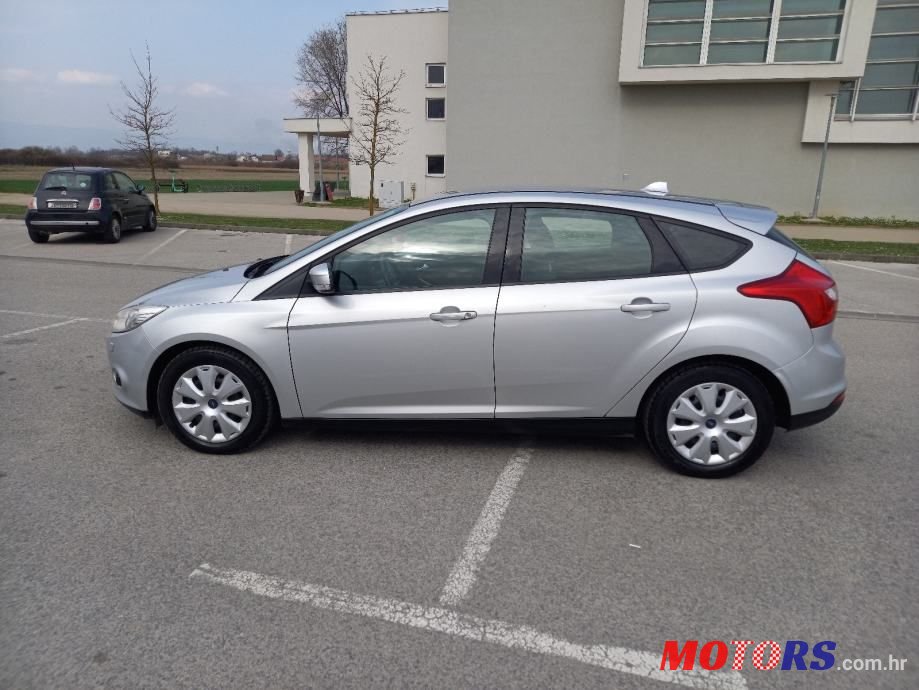 2012' Ford Focus 1,6 photo #2