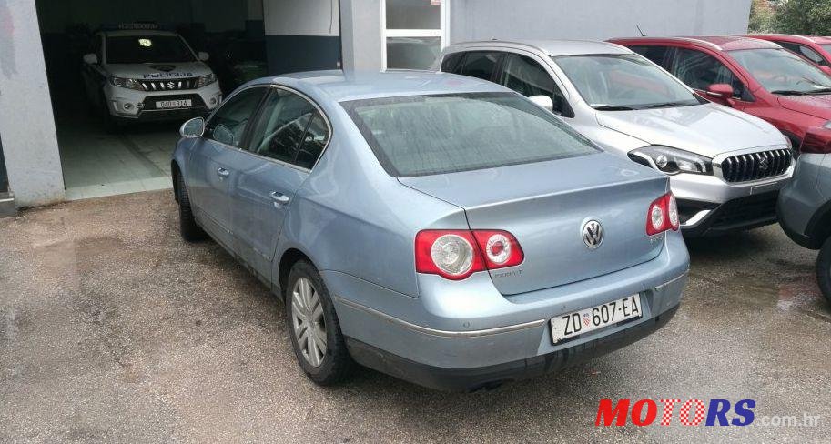 2005' Volkswagen Passat 2,0 Tdi photo #2