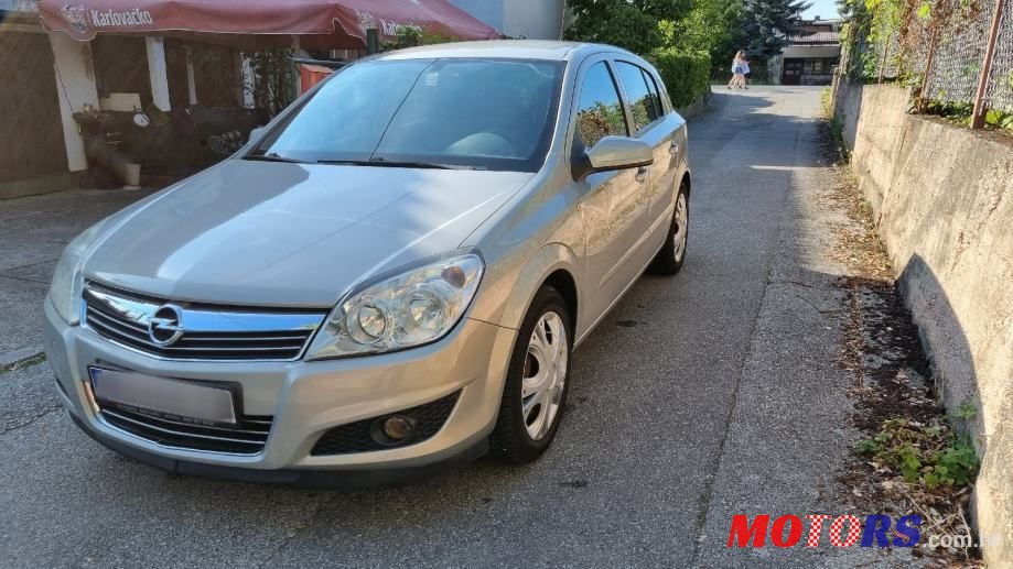 2008' Opel Astra 1,6 photo #2