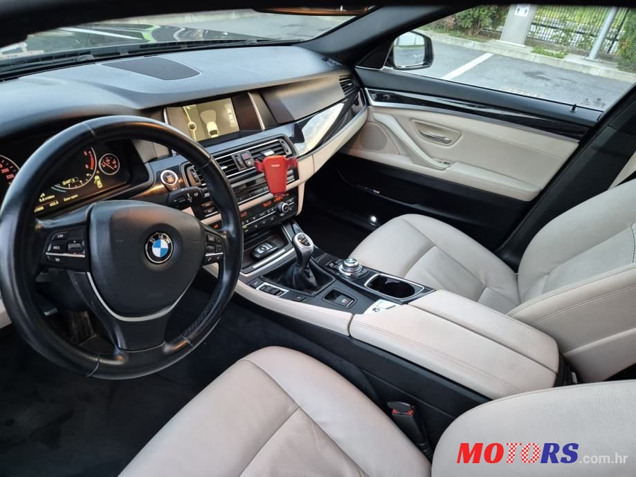 2014' BMW Serija 5 518D photo #5