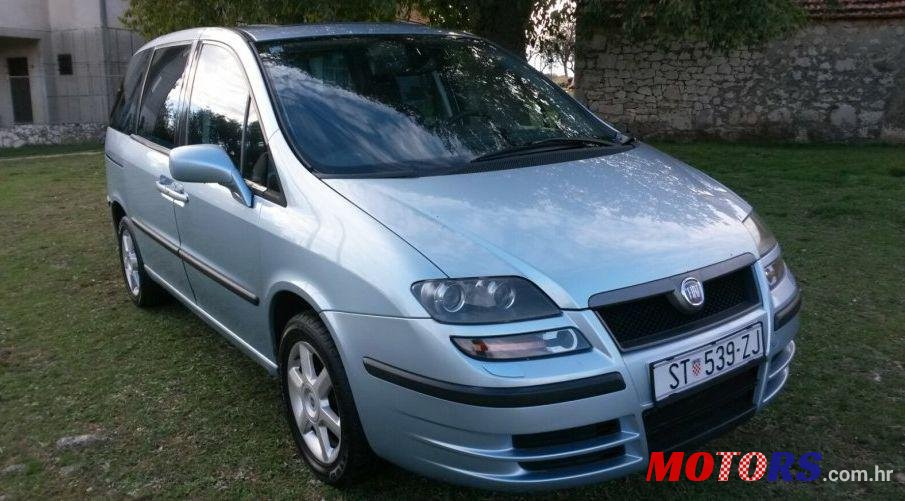 2003' Fiat Ulysse 2.2 Jtd photo #1