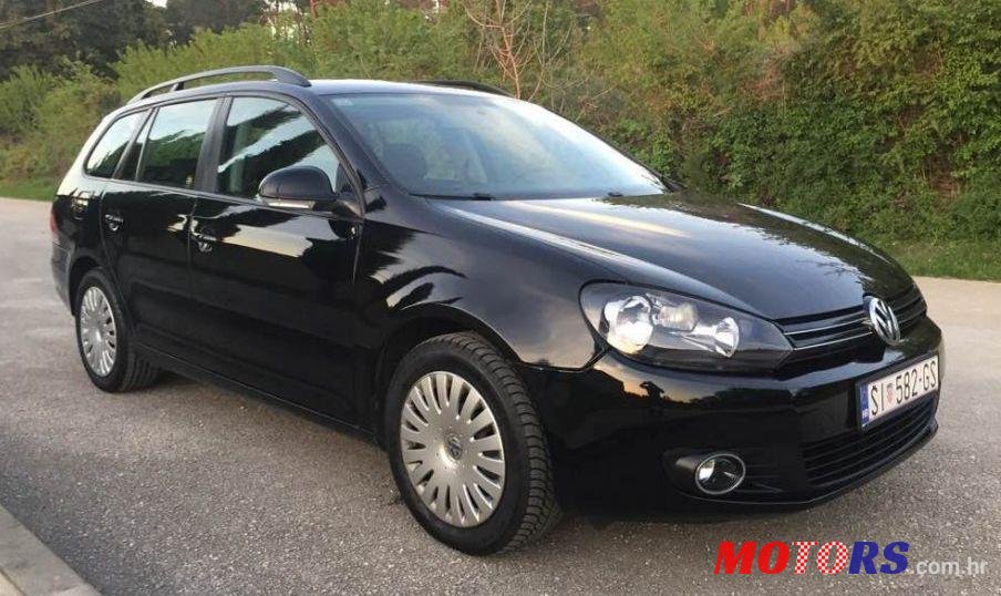 2010' Volkswagen Golf VI Variant photo #1