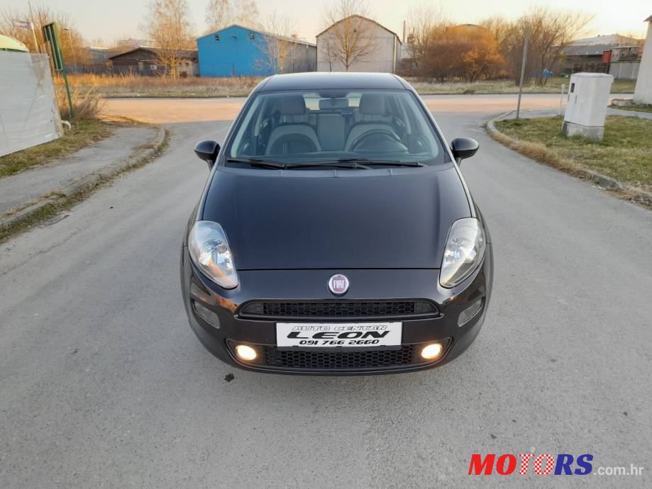 2012' Fiat Punto 1,2 8V photo #2