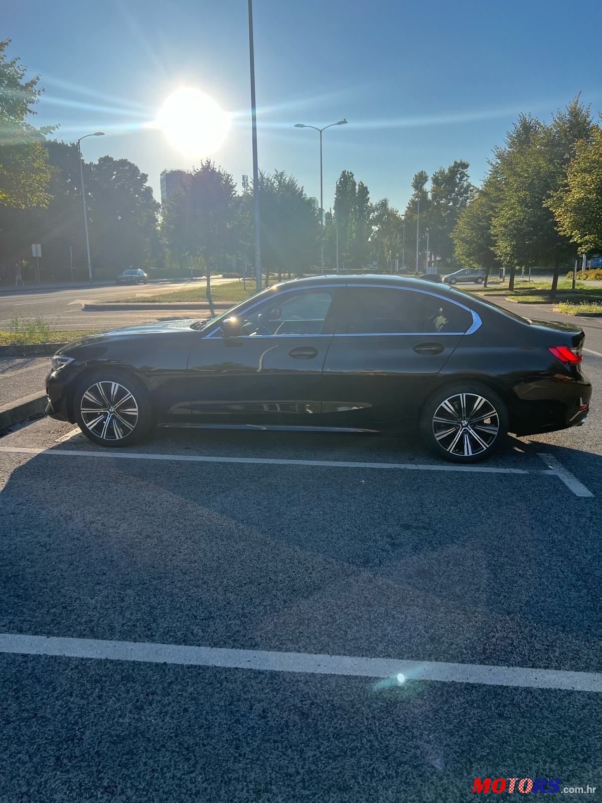 2022' BMW Serija 3 320D photo #6