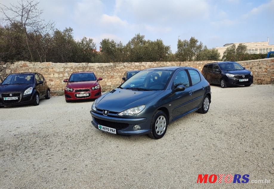 2008' Peugeot 206 photo #1