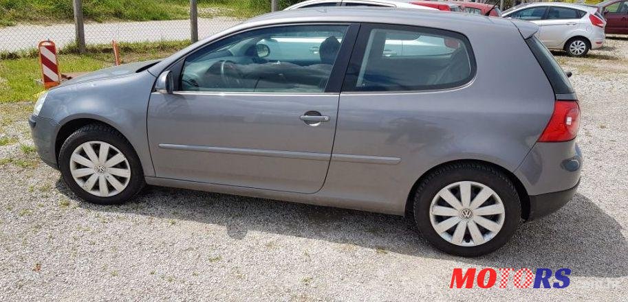 2006' Volkswagen Golf V 1,9 Tdi photo #1