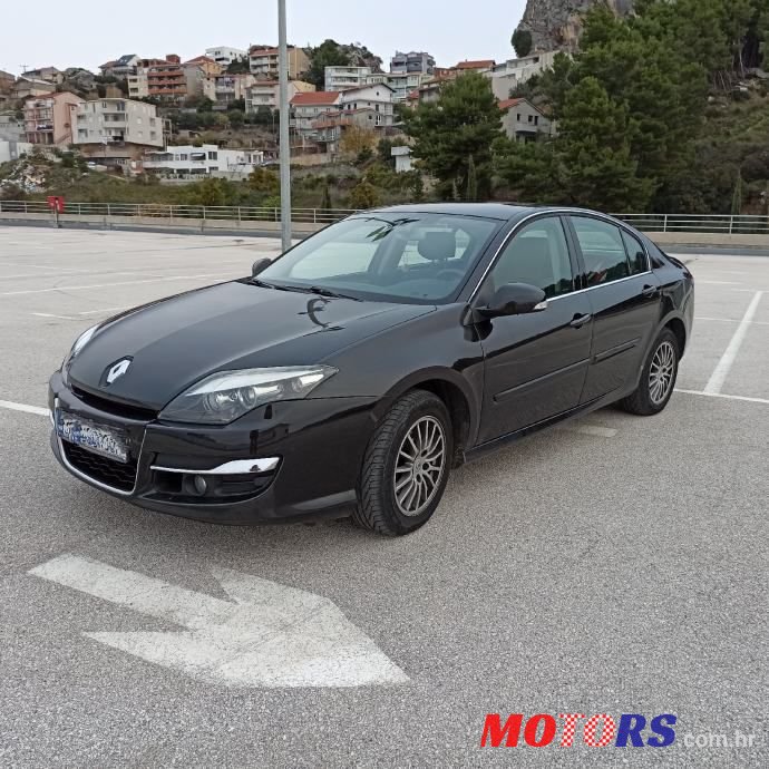 2012' Renault Laguna photo #3