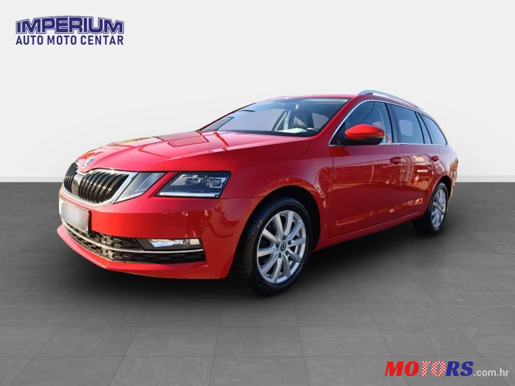 2018' Skoda Octavia Combi photo #3